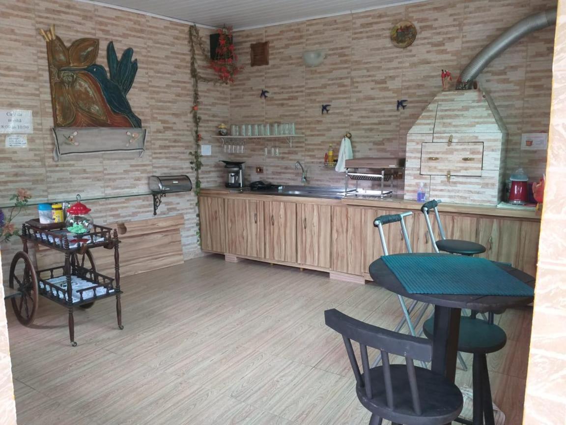 Pousada Familia Relaxe Na Serra Da Mantiqueira Santo Antônio do Pinhal Exteriör bild